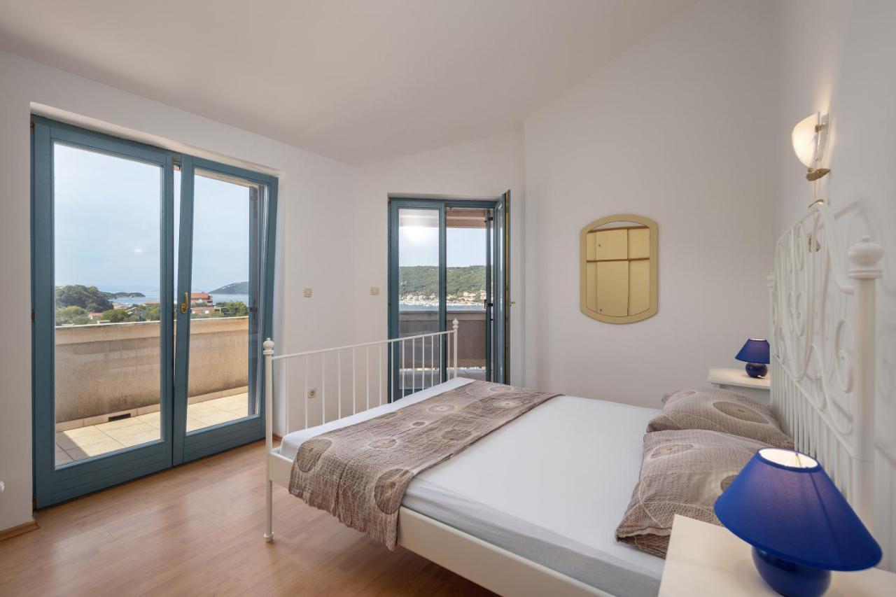 Apartment Sandra Supetarska Draga Eksteriør bilde